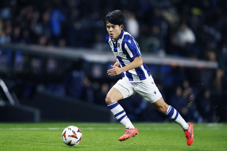 拦腰斩😢久保建英身价3连降只剩3000万欧，巅峰时高达6000万欧